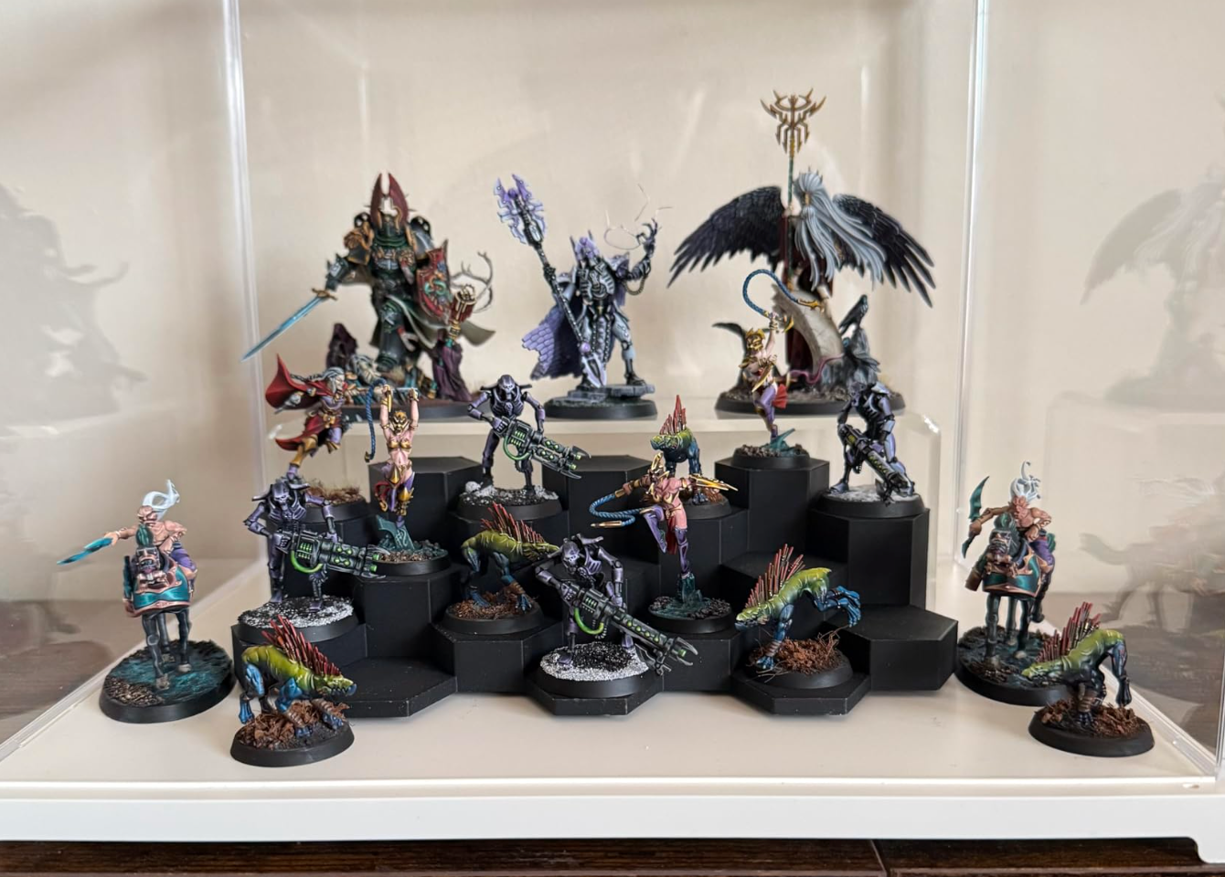 WarSplay Wargaming Display Stand Compatible with 40k