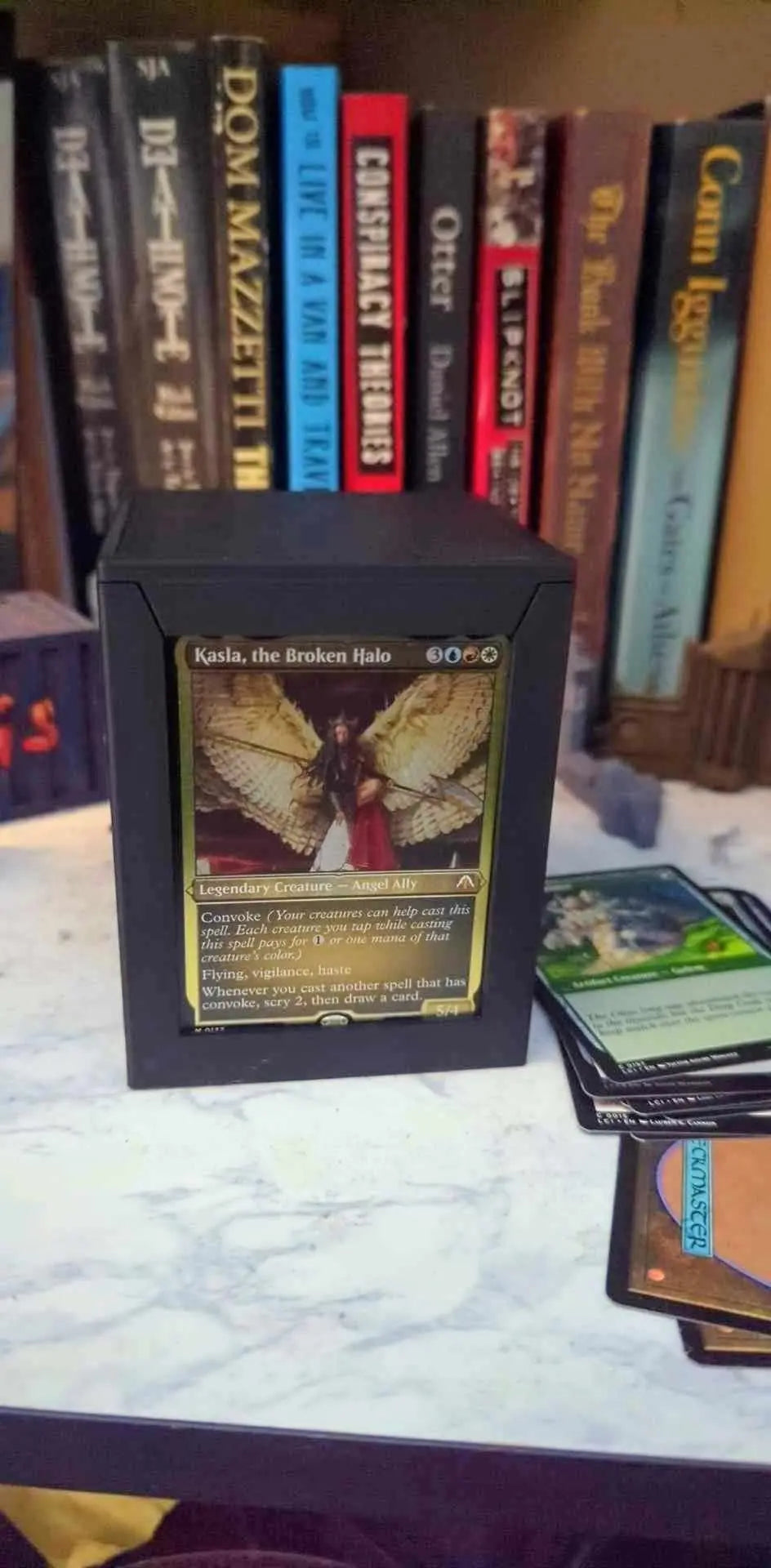 Magic the Gathering Commander Deck Box (Magnetised) - Fits 100+ Cards & Passes Shake Test - Blubber Cove