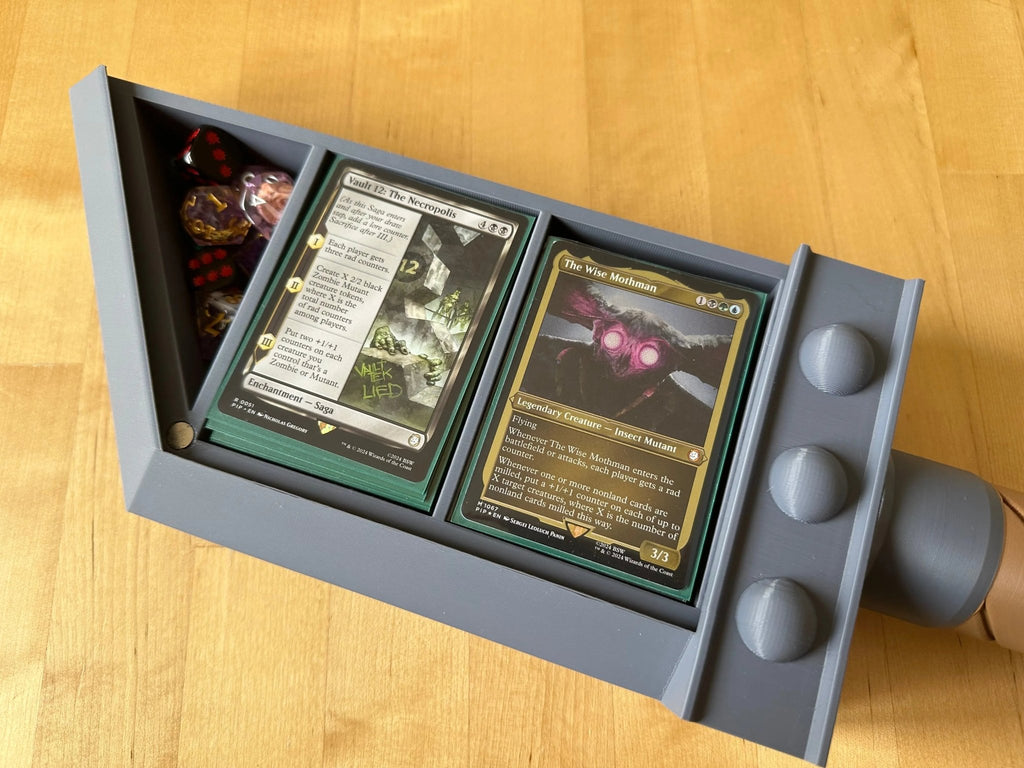 Final Fantasy - Inspired Buster Sword Deck Box – MTG Commander Storage - Blubber Cove