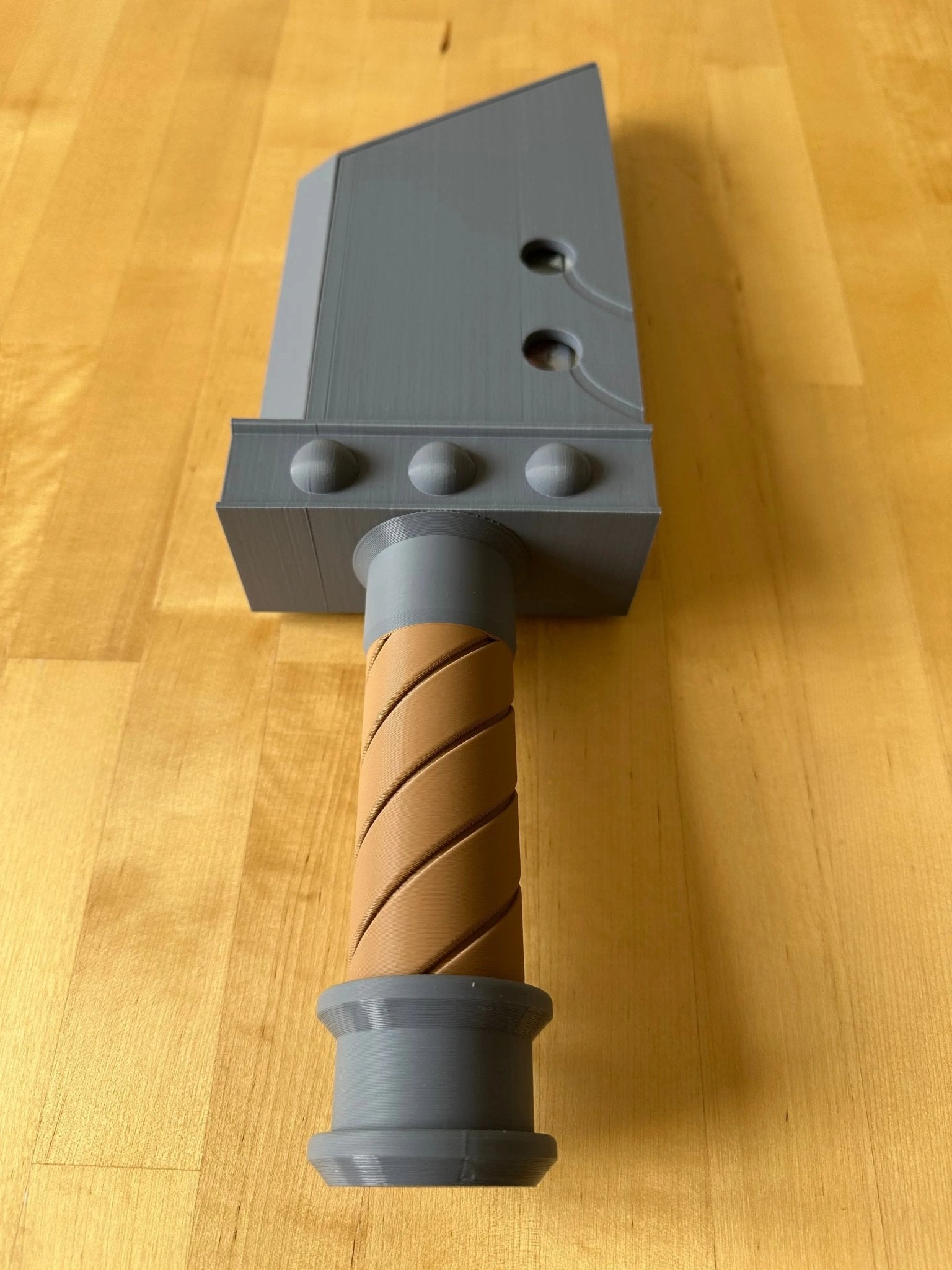 Final Fantasy - Inspired Buster Sword Deck Box – MTG Commander Storage - Blubber Cove