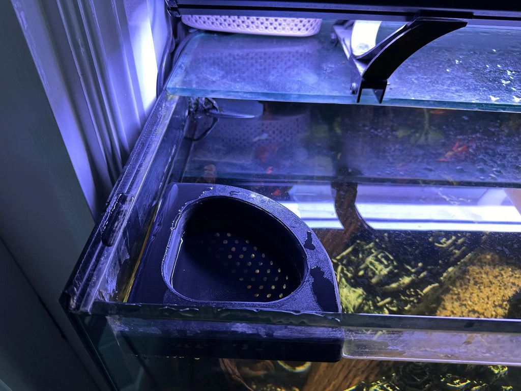 Floating Water Diffuser to Slow Aquarium Flow Rate for Water Changes - Blubber Cove