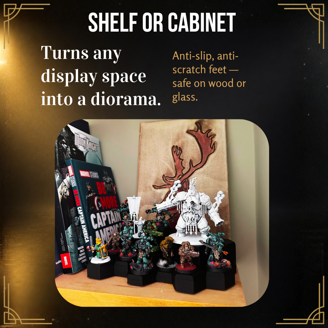 Miniature Display Stand for 40mm Models – Modular Magnetic Model Rack with Scenic Backdrop | WarSplay Pro