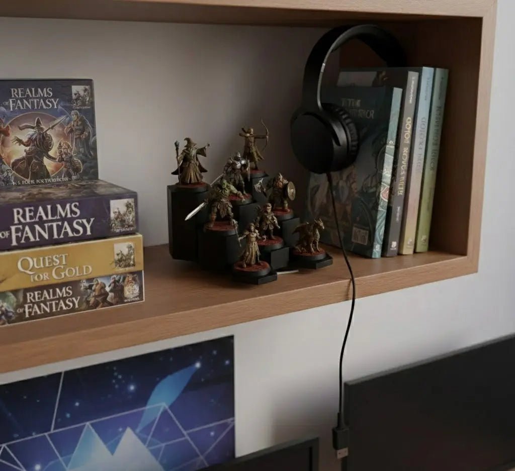 WarSplay™ Classic Mini | Modular Miniature Display Case for Wargaming & RPGs - Blubber Cove